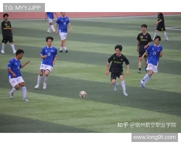 足球场上的璀璨星光踢足球明星们的精彩瞬间与动人风采